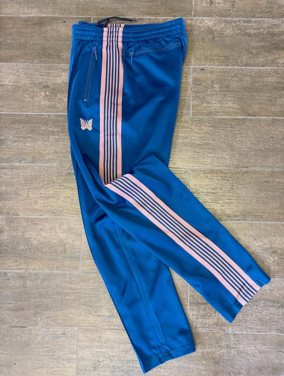 Curated picks look 3